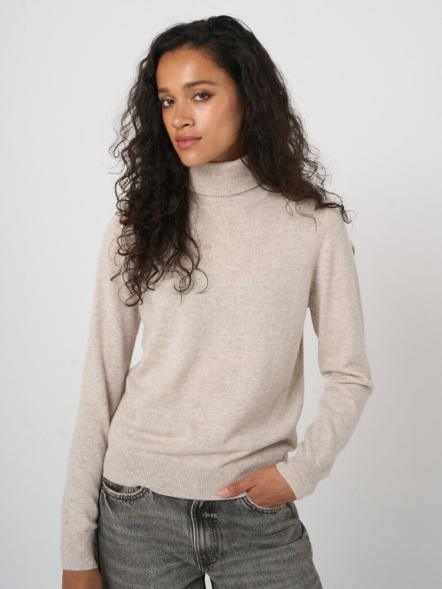 Basic-Rollkragenpullover aus Bio-Kaschmir image number 1