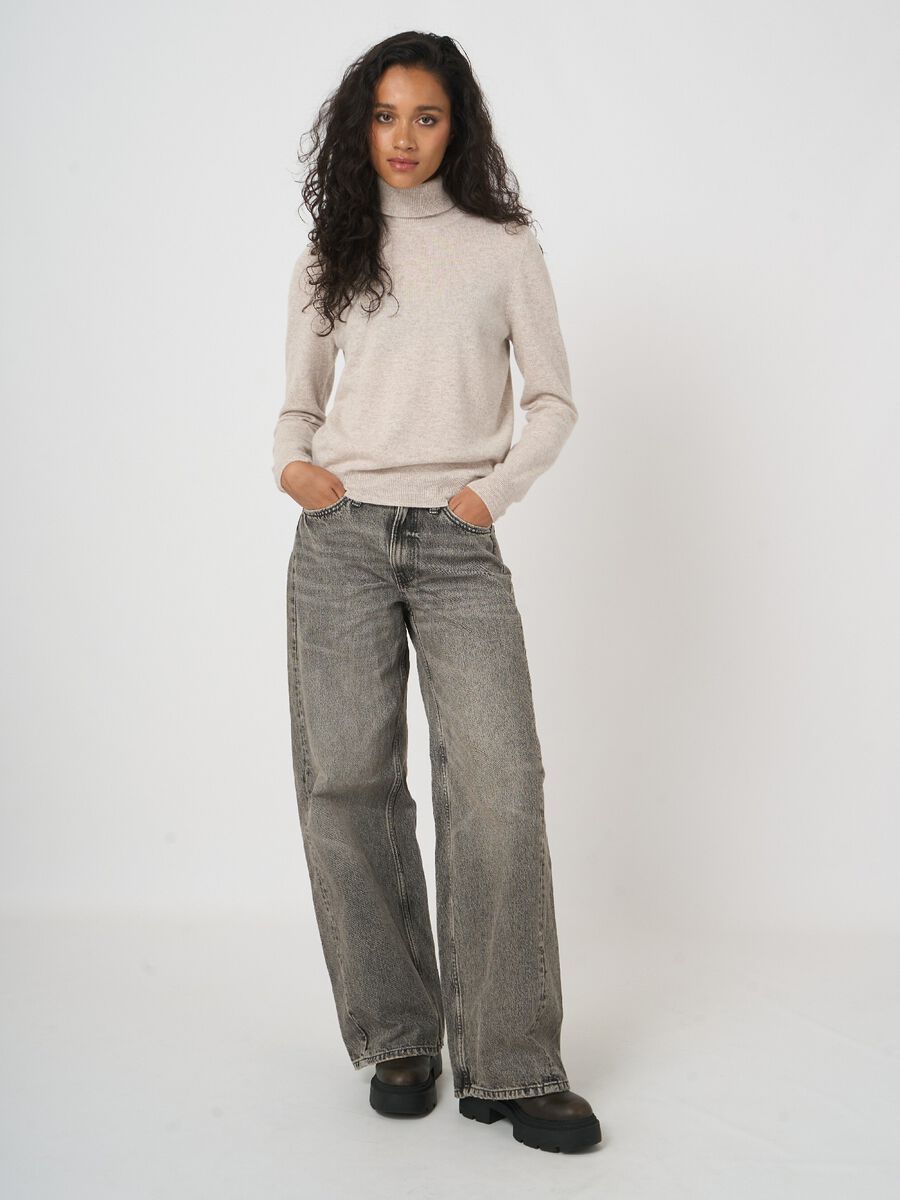 Basic-Rollkragenpullover aus Bio-Kaschmir image number 4