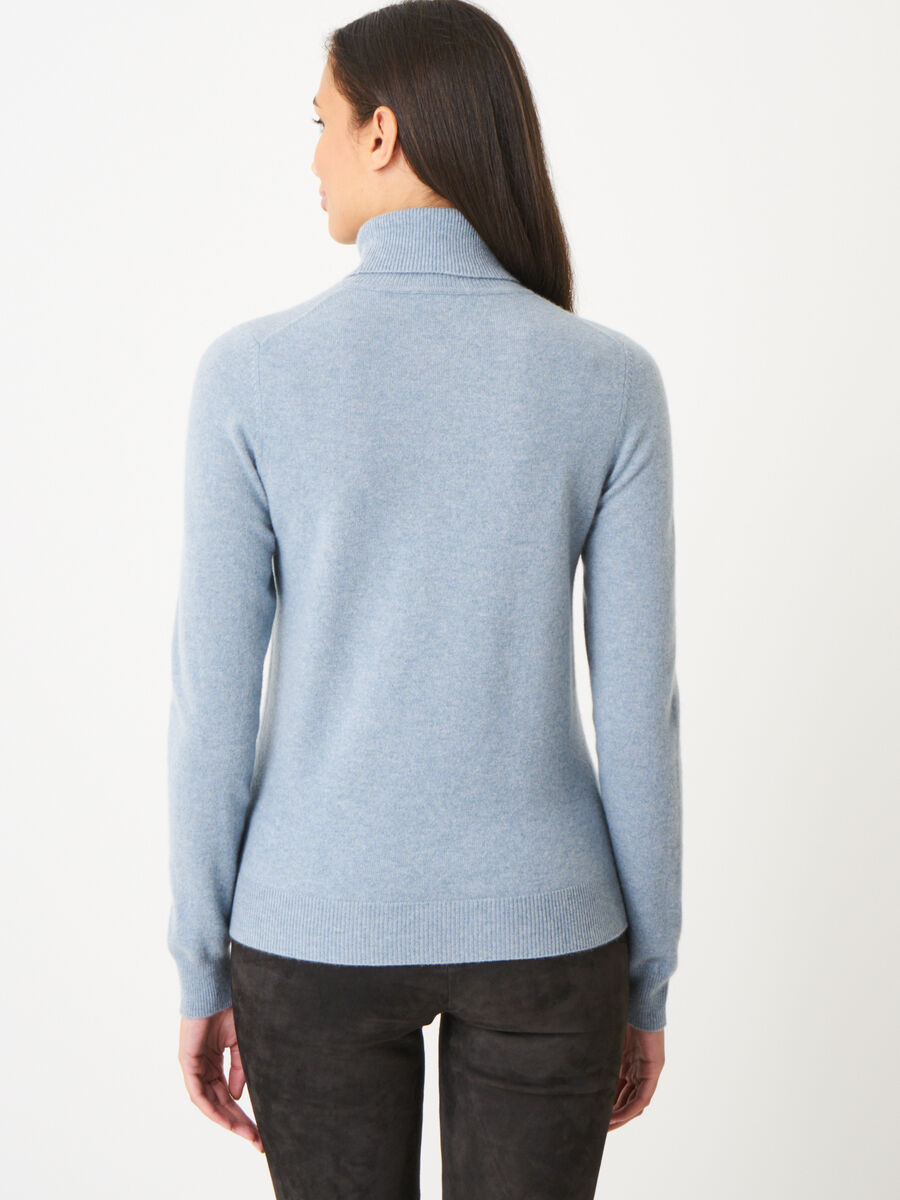 Basic organic cashmere turtleneck sweater image number 108