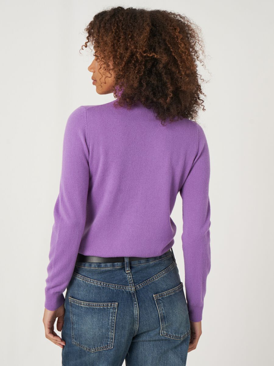 Basic-Rollkragenpullover aus Bio-Kaschmir image number 1