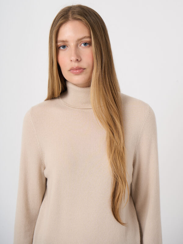 Basic Rollkragenpullover Aus Bio-Kaschmir image number 0