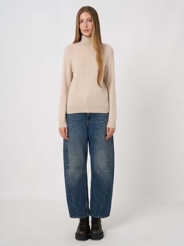 Basic Rollkragenpullover Aus Bio-Kaschmir image number 2