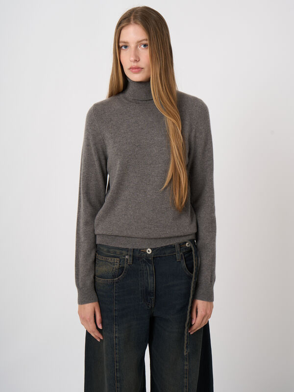 Basic Organic Cashmere Turtleneck Sweater image number 1