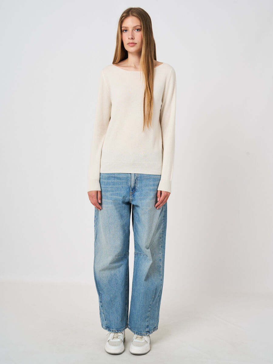 Basic-Pullover mit U-Boot-Ausschnitt aus Bio-Kaschmir image number 3