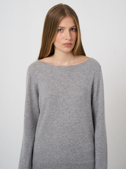 Basic organic cashmere boat neck jumper