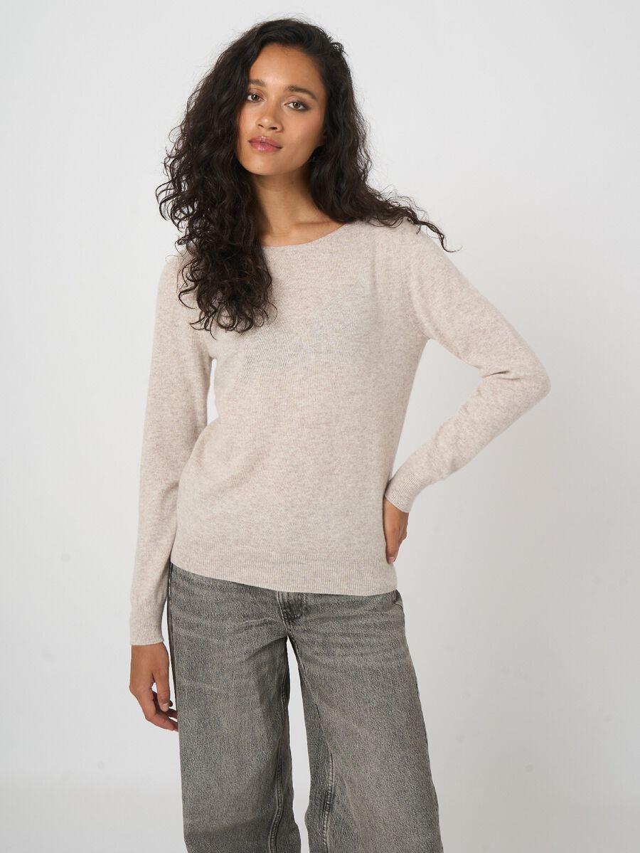 Basic-Pullover mit U-Boot-Ausschnitt aus Bio-Kaschmir image number 3