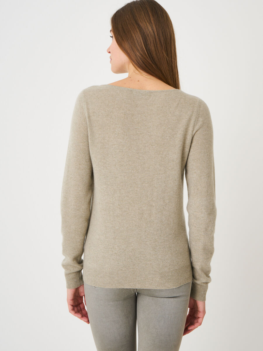 Basic boat neck sweater in organic cashmere image number 88