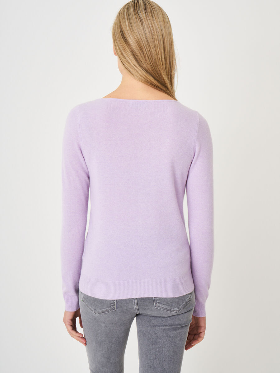Basic boat neck sweater in organic cashmere image number 100