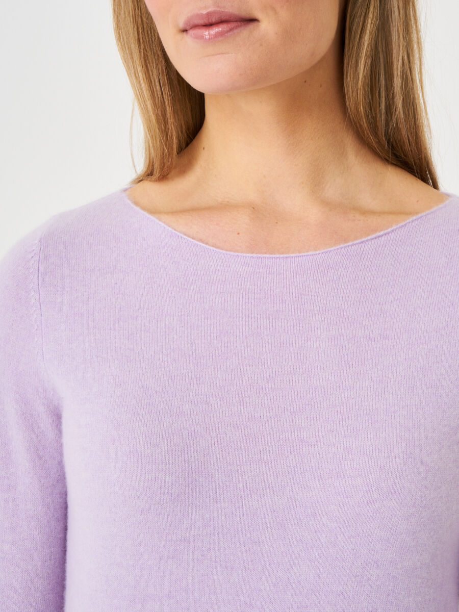 Basic boat neck sweater in organic cashmere image number 101