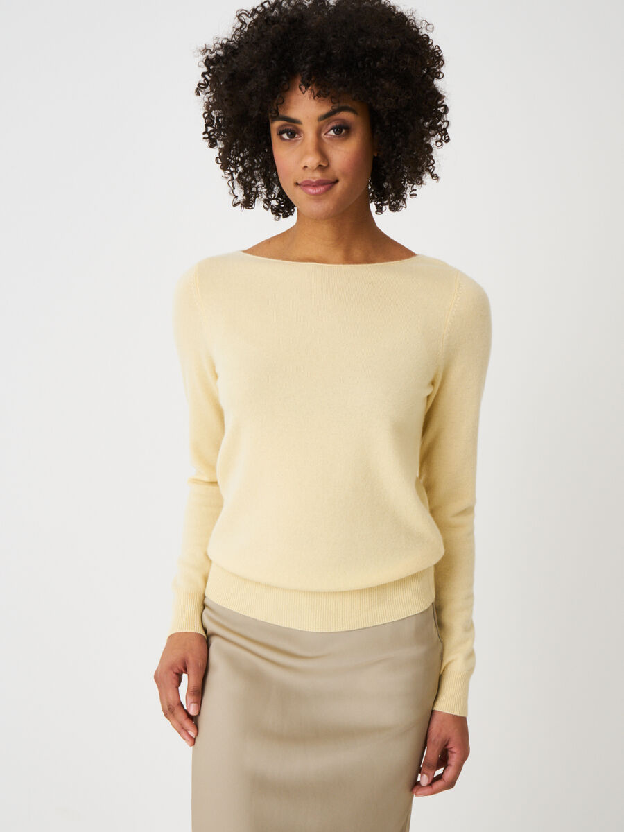 Basic boat neck sweater in organic cashmere image number 107