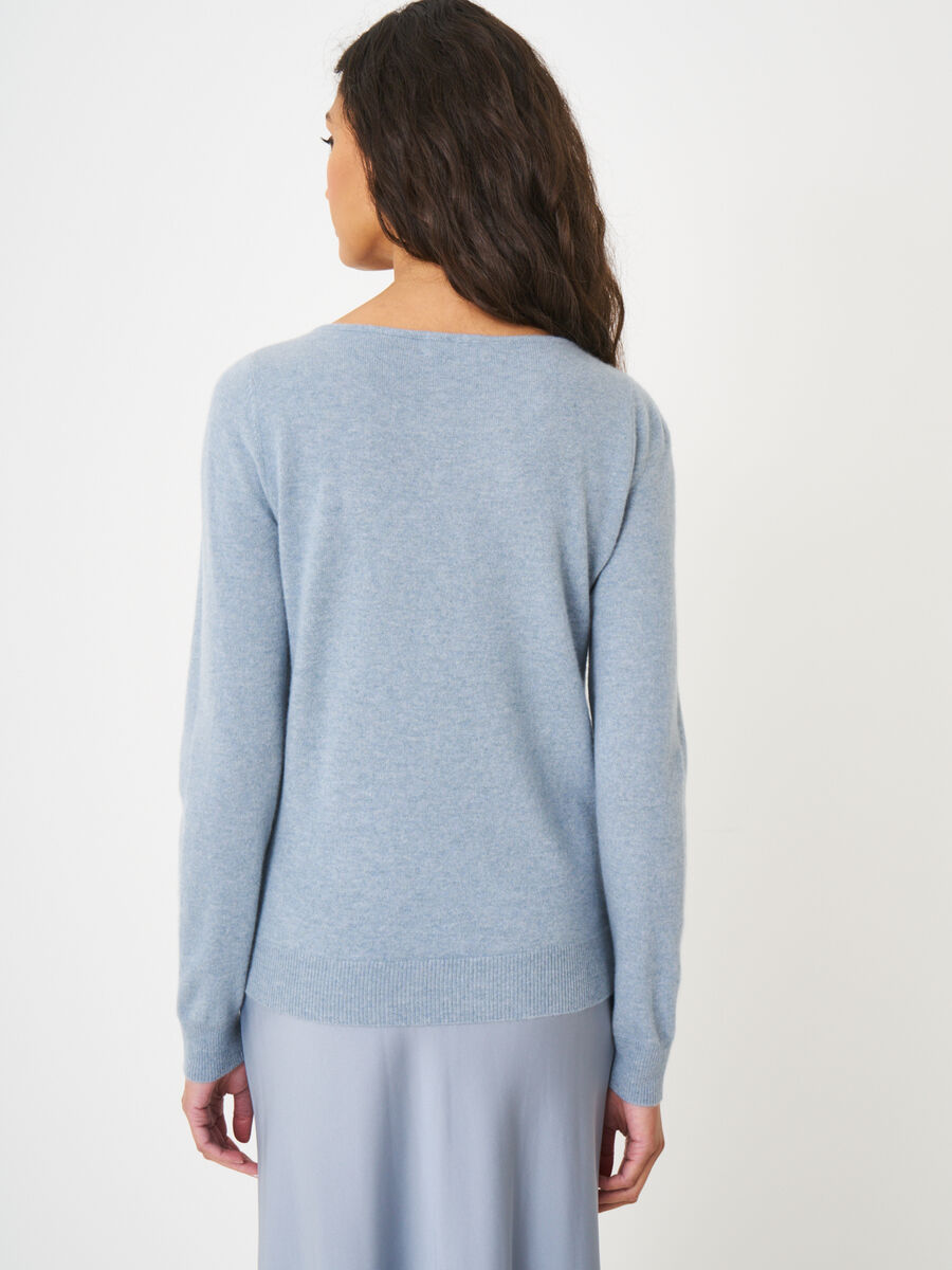 Basic boat neck sweater in organic cashmere image number 112