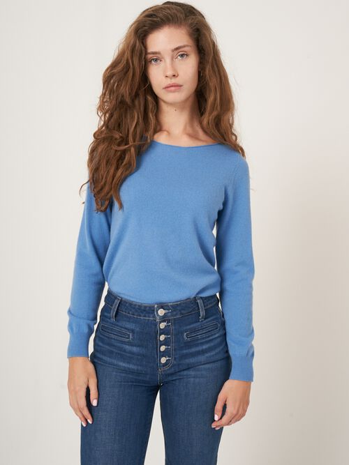 Basic organic cashmere boat neck jumper