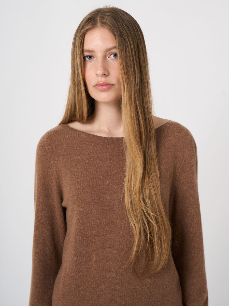 Feinstrick-Kaschmirpullover mit U-Boot-Ausschnitt image number 0