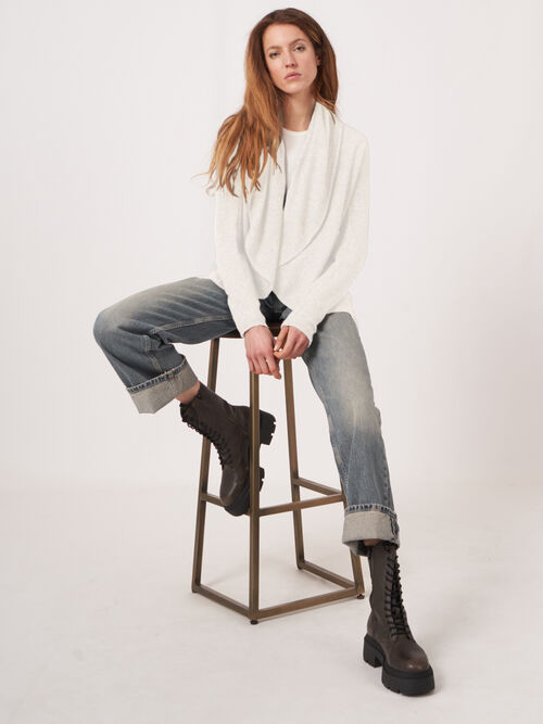 Open organisch kasjmier vest met sjaalkraag