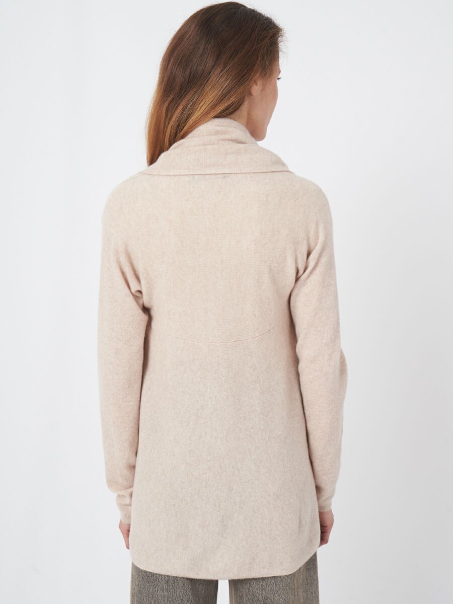 Offene Strickjacke mit Schalkragen aus Bio-Kaschmir image number 47