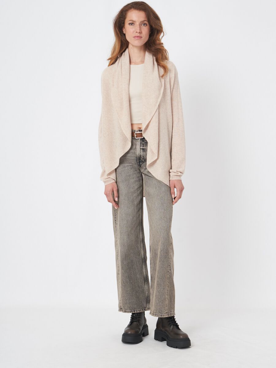 Offene Strickjacke mit Schalkragen aus Bio-Kaschmir image number 46