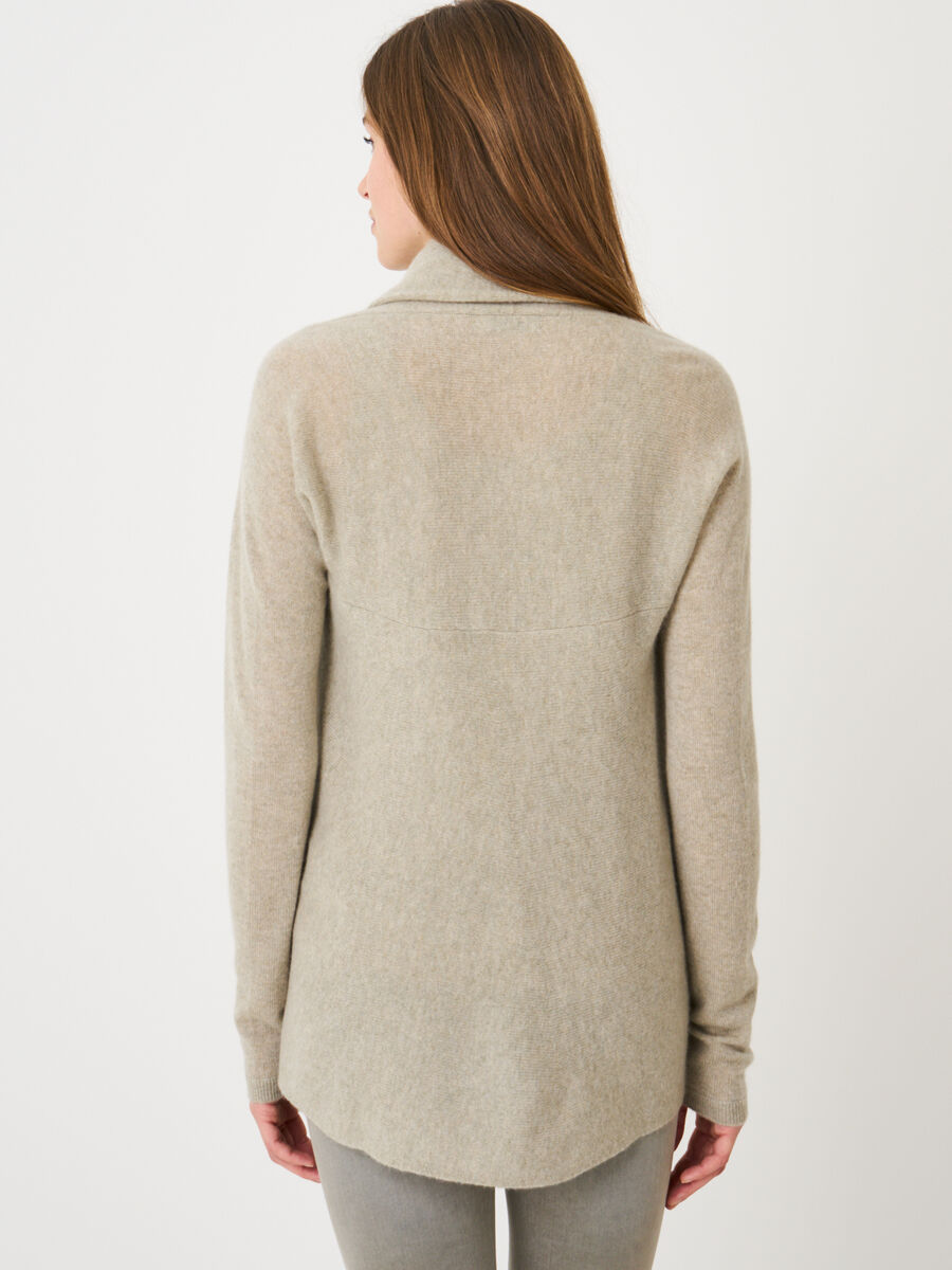 Offene Strickjacke mit Schalkragen aus Bio-Kaschmir image number 71