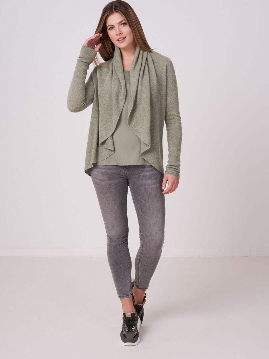 Offene Strickjacke mit Schalkragen aus Bio-Kaschmir image number 85
