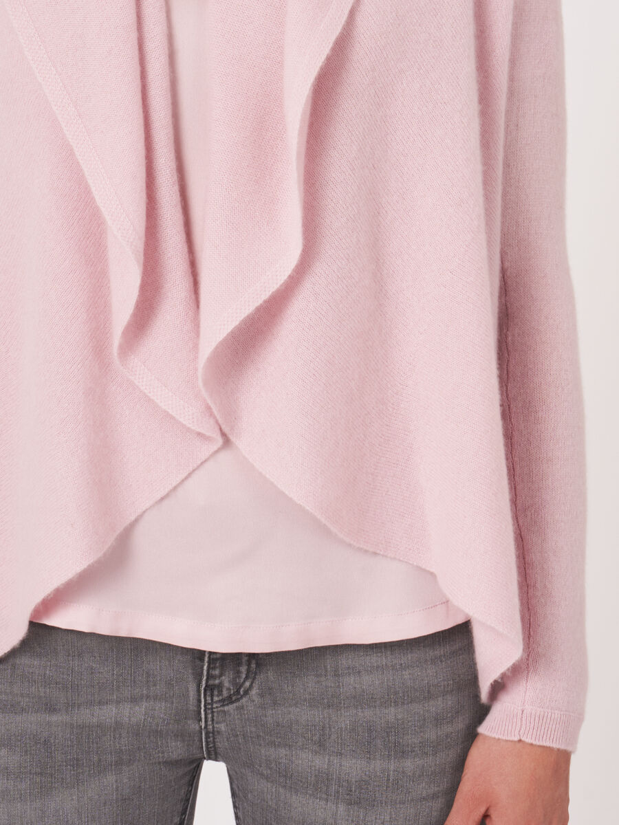 Offene Strickjacke mit Schalkragen aus Bio-Kaschmir image number 122