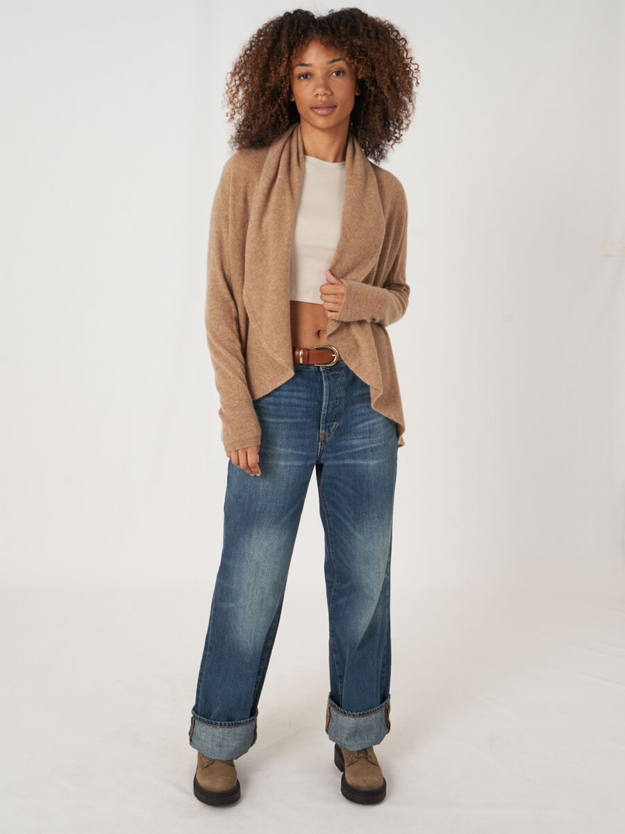 Offene Strickjacke mit Schalkragen aus Bio-Kaschmir image number 58