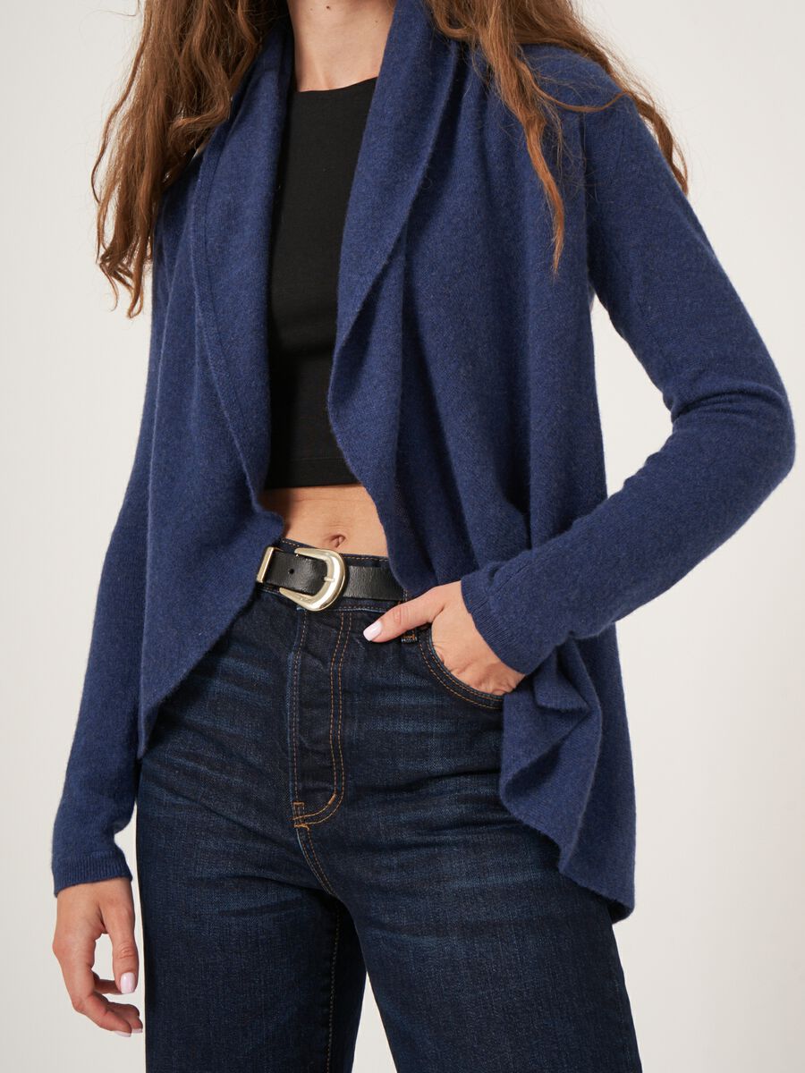 Offene Strickjacke mit Schalkragen aus Bio-Kaschmir image number 61