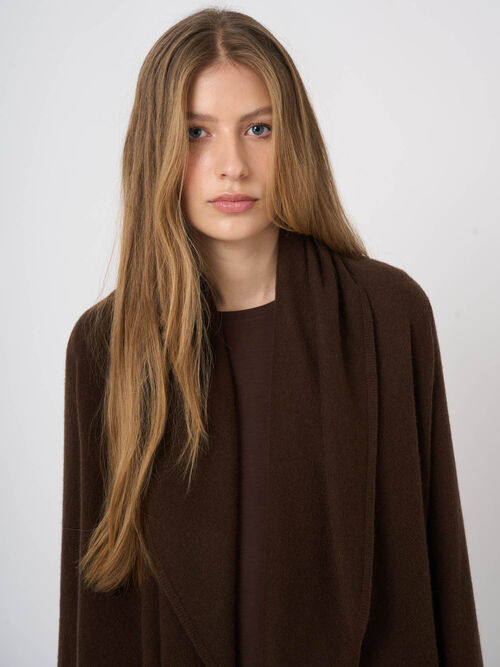 Leichte Kaschmir-Strickjacke mit Schalkragen