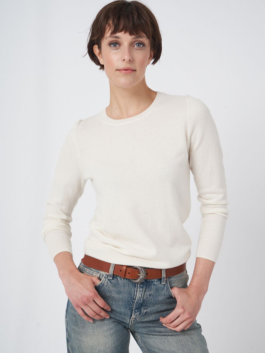 Basic organic cashmere sweater with round neckline image number 0