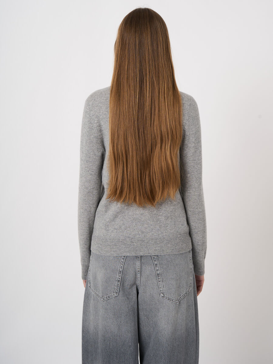 Basic kasjmier trui met ronde hals image number 3