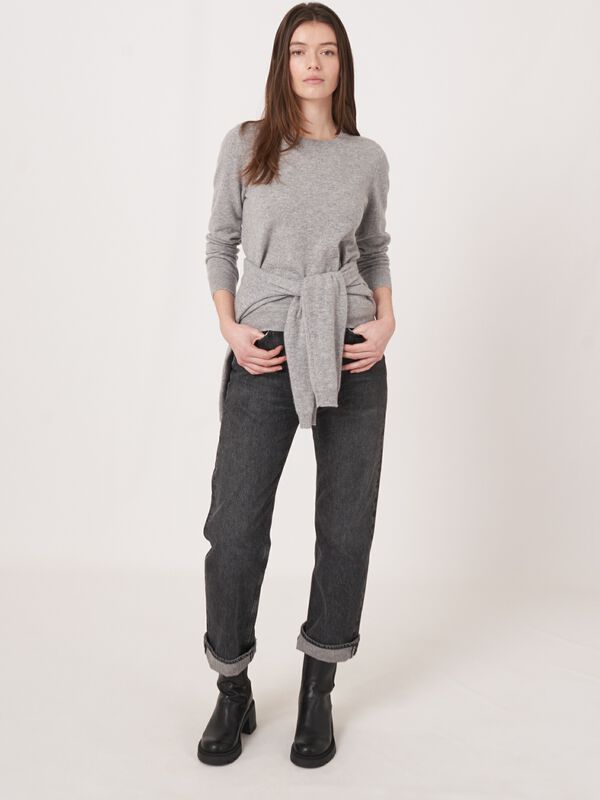 Pull col rond en cachemire biologique image number 4