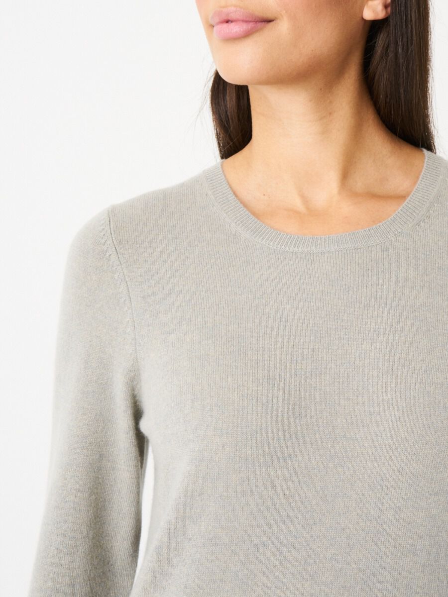 Basic organic cashmere sweater with round neckline image number 95
