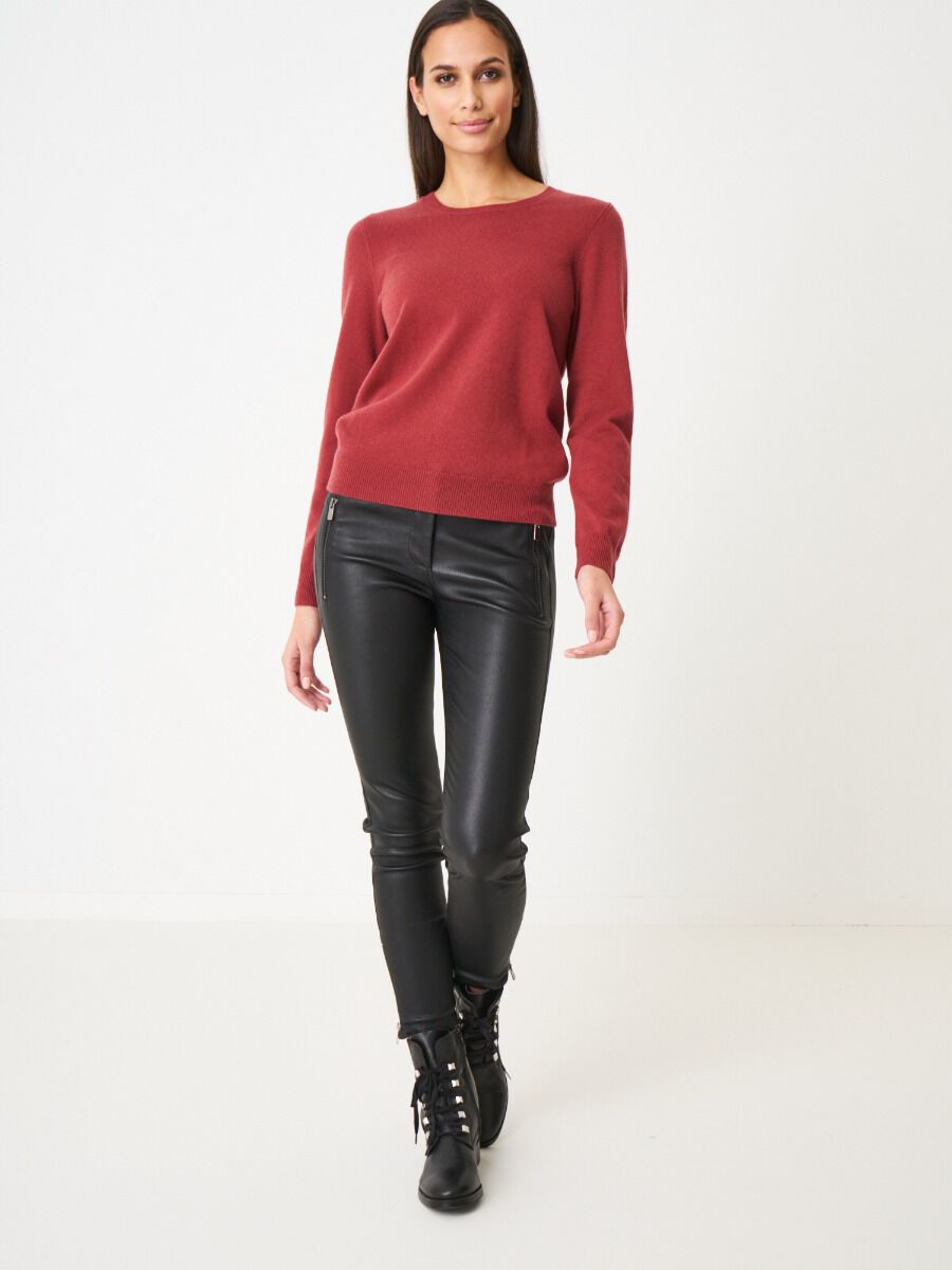 Basic organic cashmere sweater with round neckline image number 112