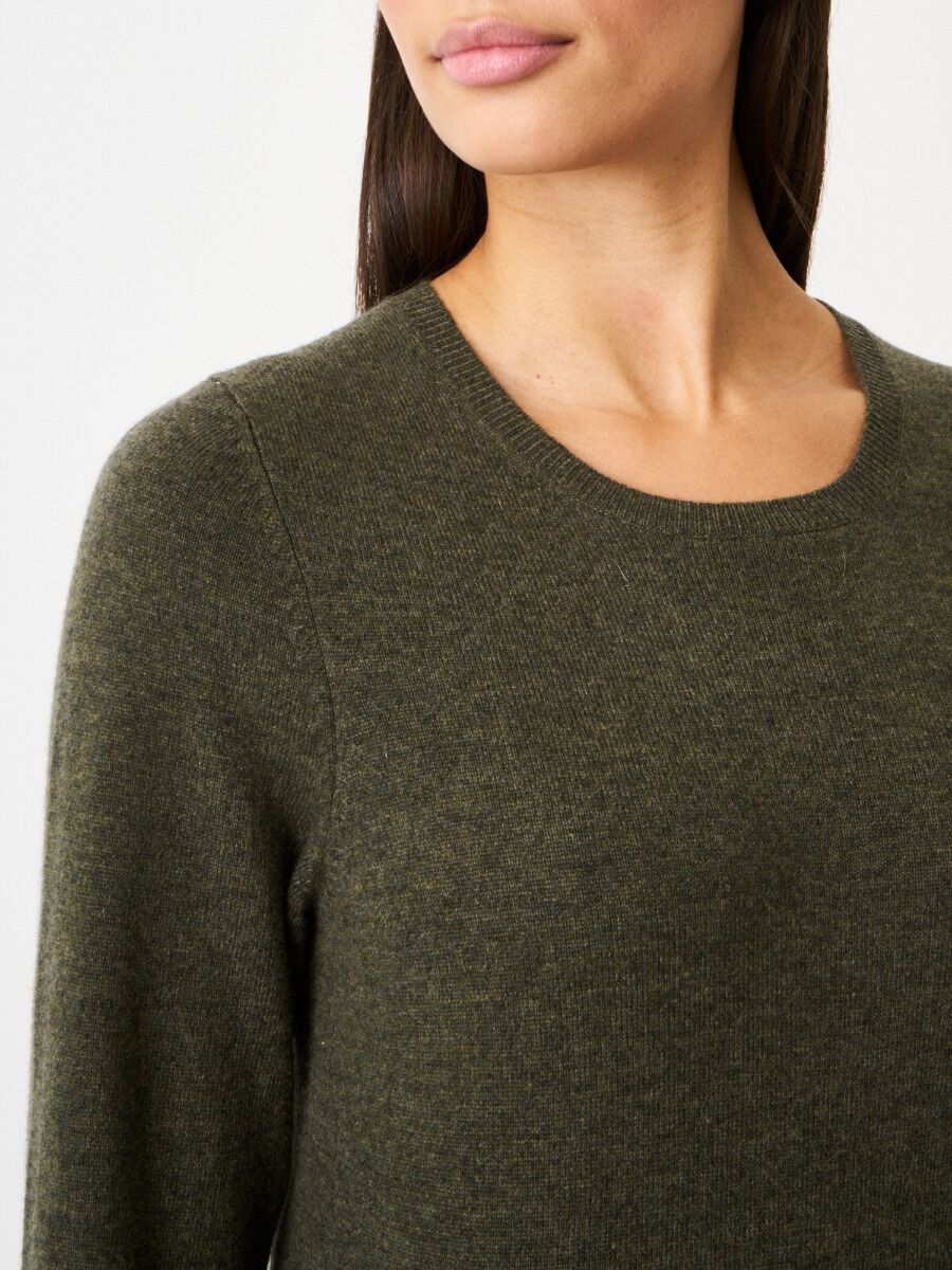 Basic organic cashmere sweater with round neckline image number 119
