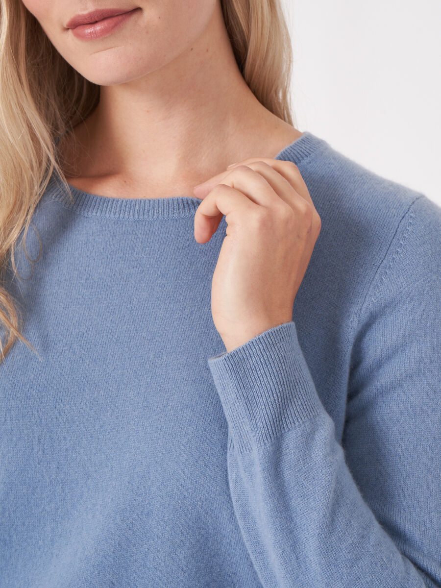 Basic organic cashmere sweater with round neckline image number 80