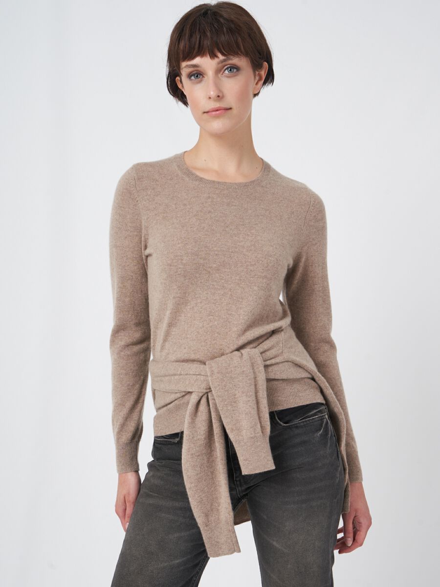 Basic organic cashmere sweater with round neckline image number 0