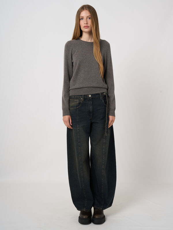Organic Cashmere Round-Neck Sweater image number 2