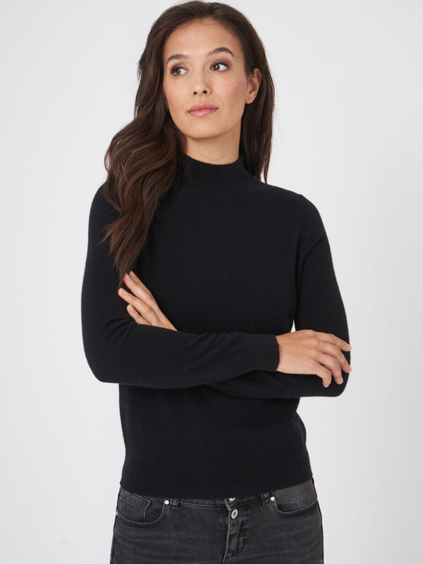 Cashmere trui met opstaande kraag image number 0