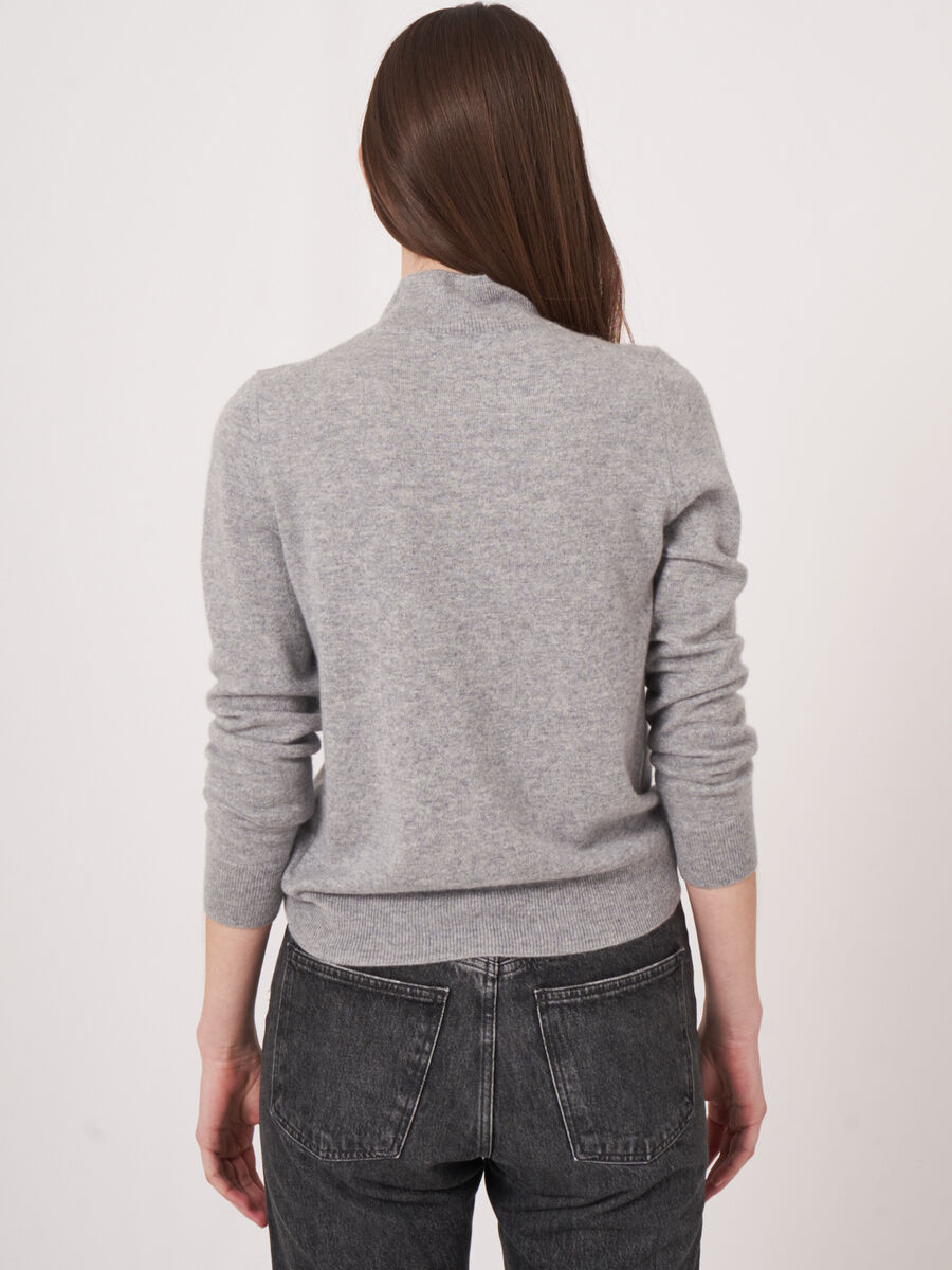 Cashmere trui met opstaande kraag image number 4