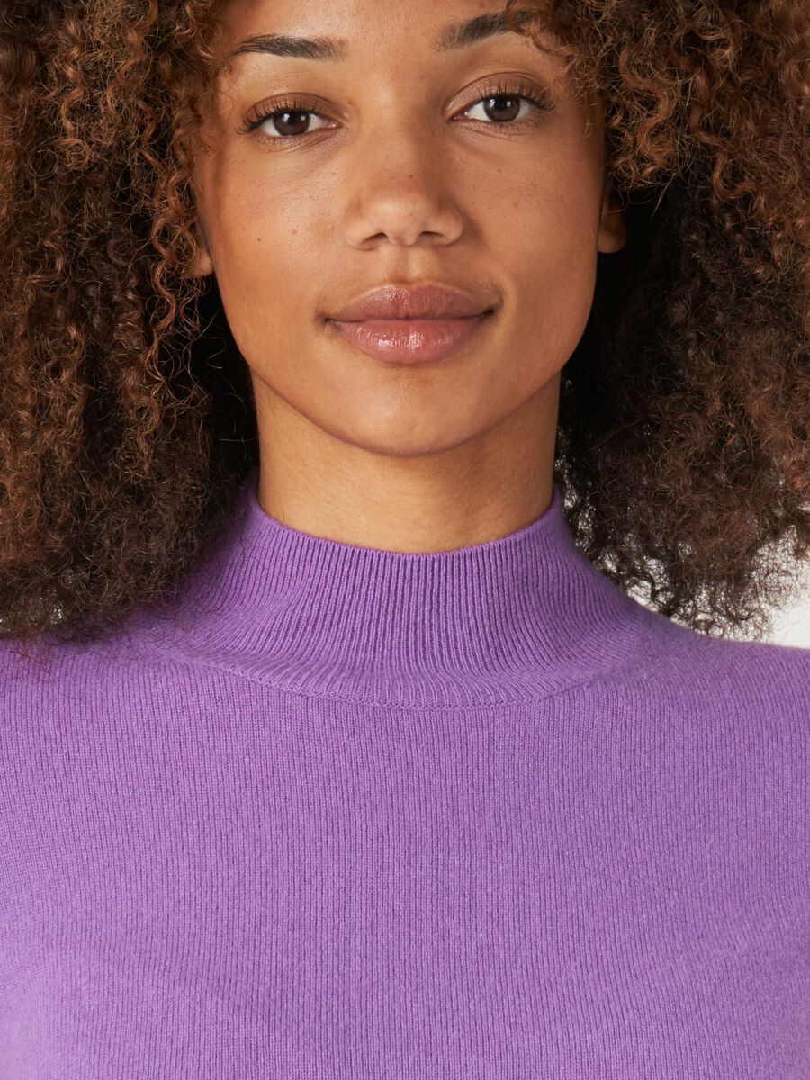 Organic cashmere sweater with ribbed stand collar