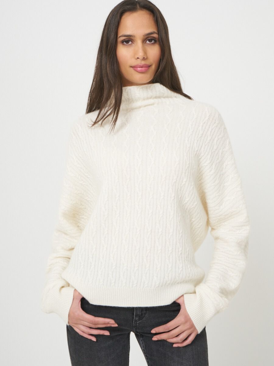 Cashmere sweater with fine cable knit pattern image number 0