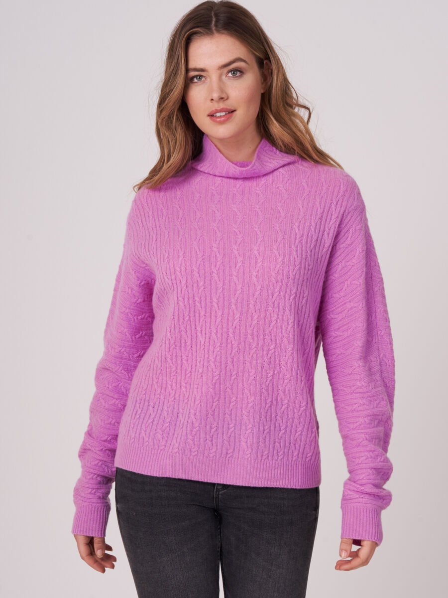 Cashmere sweater with fine cable knit pattern image number 0