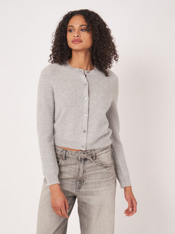 Textured cashmere cardigan with breast pockets image number 2