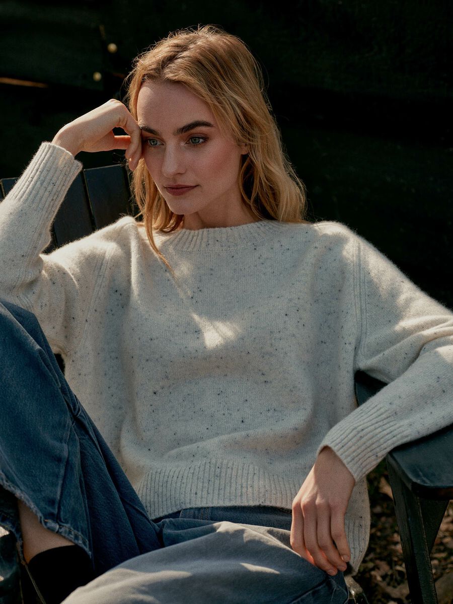 Organic cashmere sweater with tweed yarn image number 0
