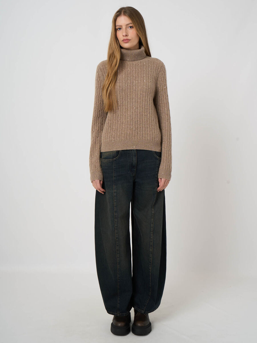 Kaschmir-Rollkragenpullover mit Zopfmuster und Lurex image number 4