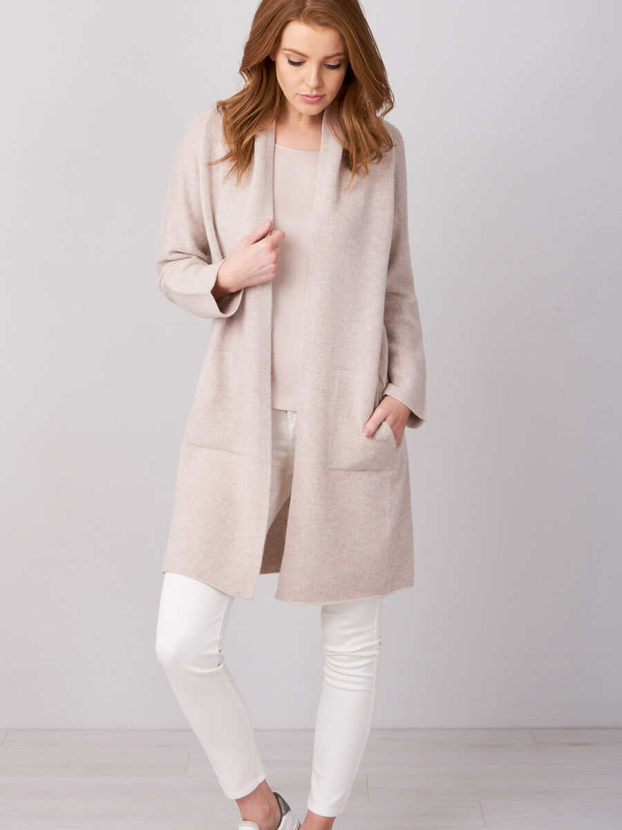 Luxurious chunky knit cashmere cardigan image number 35