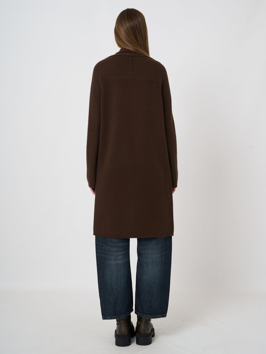 Shawl-Collar Organic Cashmere Cardigan image number 3