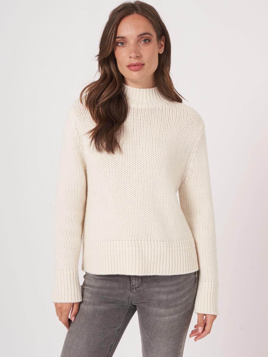 Chunky knit cashmere sweater with stand collar image number 0