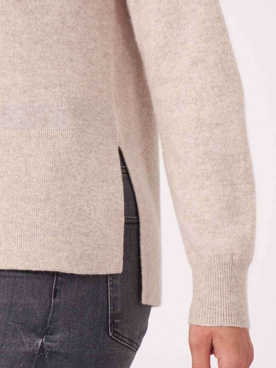 Bio-Kaschmir-Pullover mit geripptem Saum image number 8