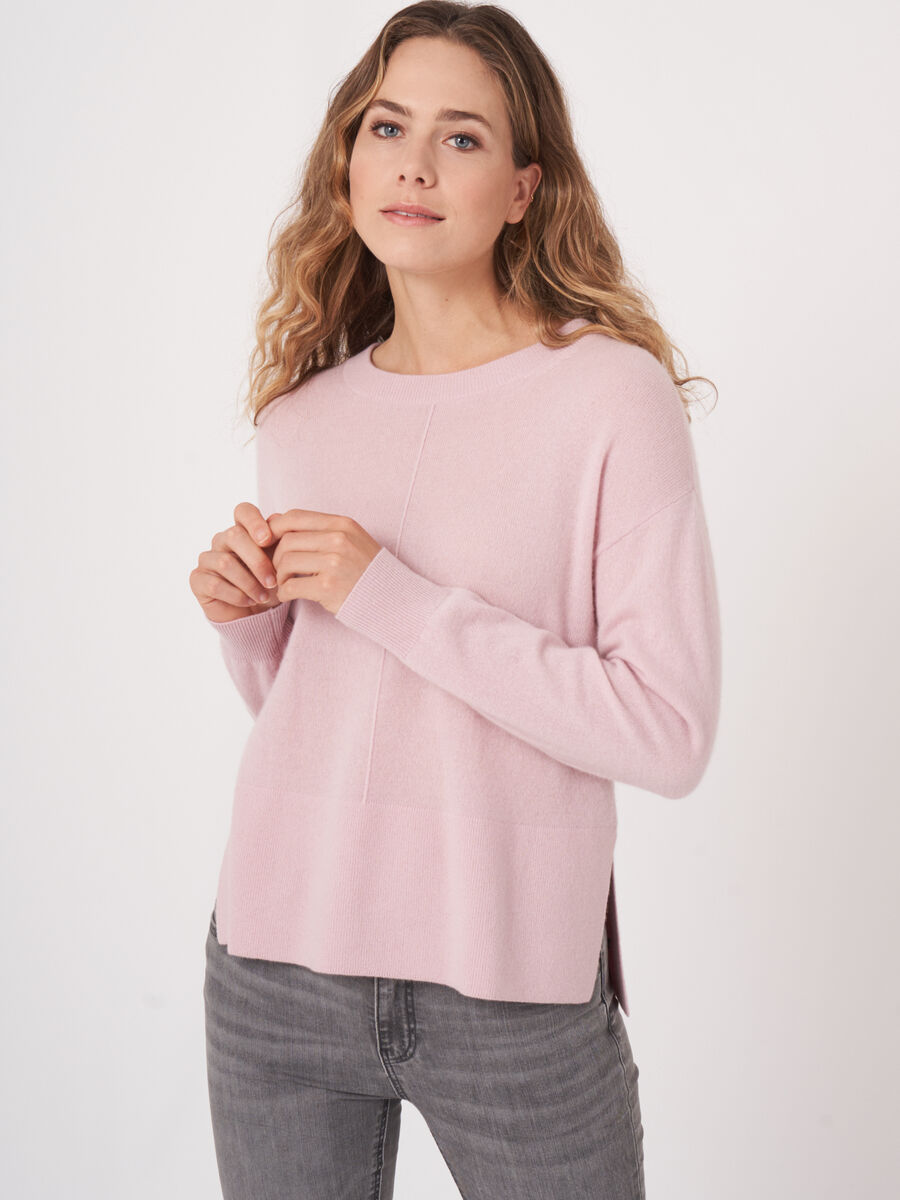 Organic cashmere sweater with ribbed hem and slits image number 0