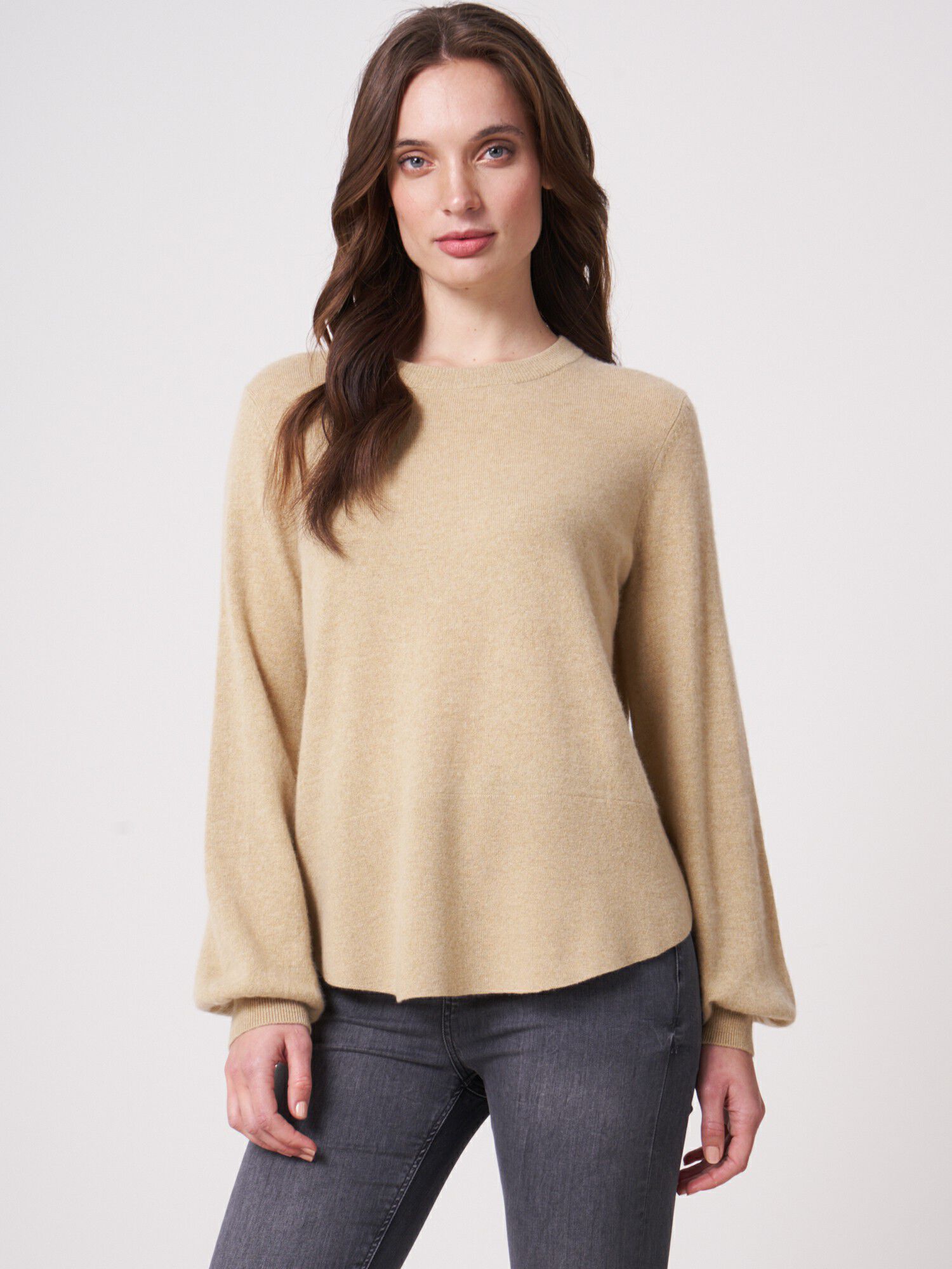 Cashmere trui met pofmouwen afbeelding 2