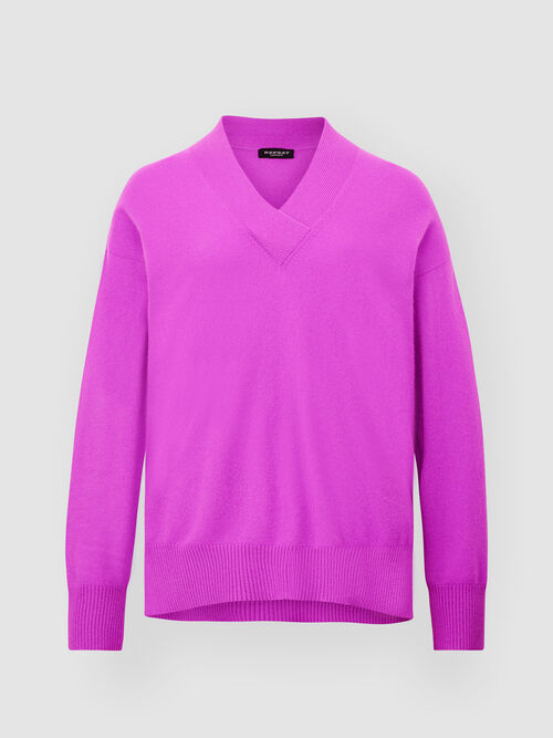 Cashmere trui met diepe V-hals